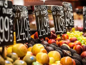 The Top 10 Food and Drink You Must Buy in Barcelona