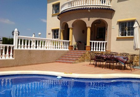 Villa in El Raso, Spain