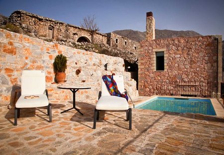 Villa in Sfakia, Crete: swimmig poll