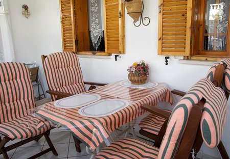 Villa in Turgutreis, Turkey: Winter Garden