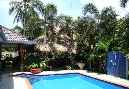 Villa in PAK NAM PRAN, Thailand: View of Pool and Dinning Area