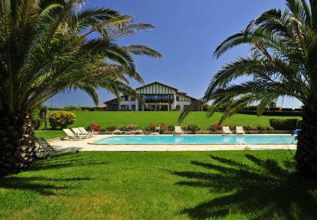 Villa in Acotz, France