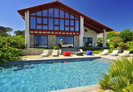 Villa in Acotz, France