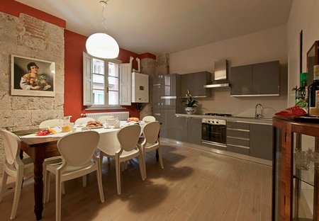 Apartment in Pisa, Italy