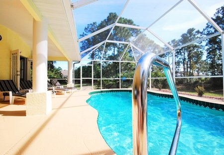 Villa in Long Meadow, Florida