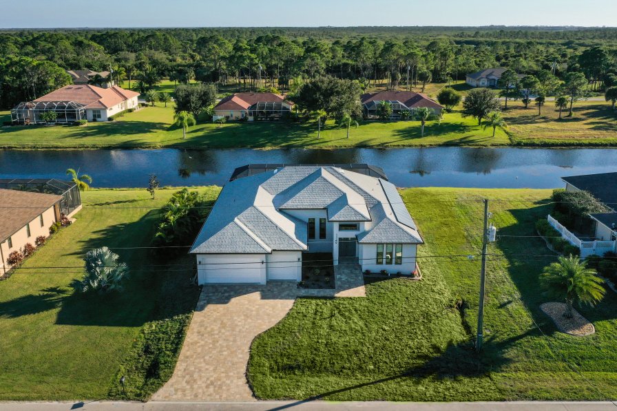 Villa to rent in Pine Valley, Florida with private pool 12824