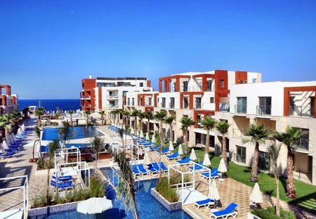 Apartment in Gumusluk, Turkey