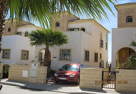 Villa in El Raso, Spain: FRONT VIEW VILLA SABRINA