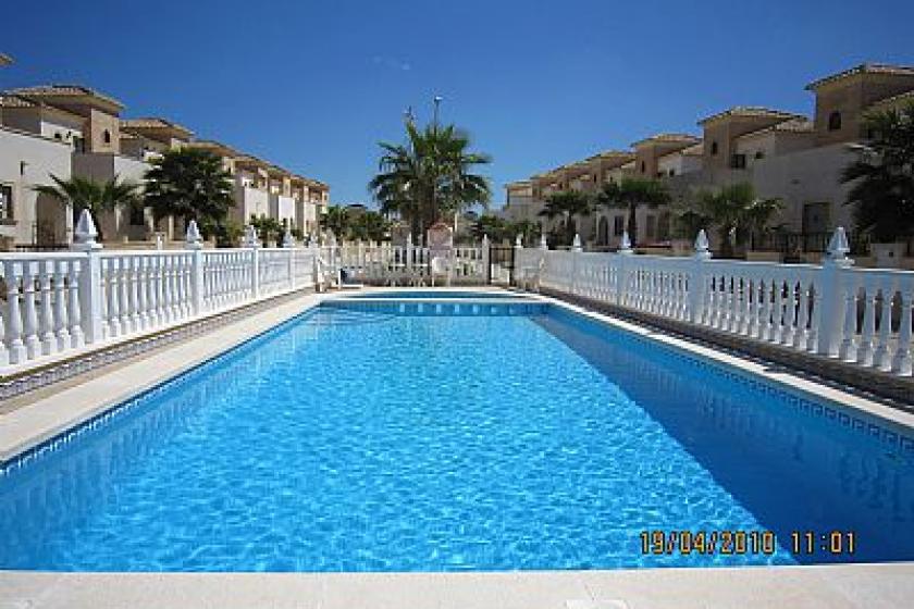 Villa in Urb el Raso, Spain with 3 bedrooms, shared pool 13834