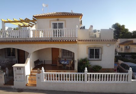 House in Los Dolses, Spain: Front of Property with driveway