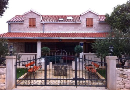 House in Škrip, Croatia