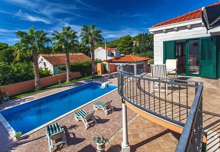 Villa in Sumartin, Croatia