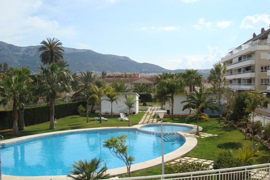 Apartment to rent in Dénia, Spain with shared pool 180422
