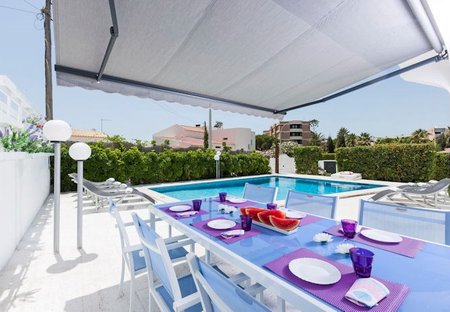 Villa in Praia da Oura, Algarve