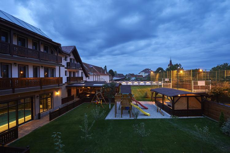 Villa to rent in Brasov, Romania with private pool 181464