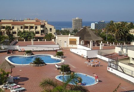 Apartment in Oasis del Sur, Tenerife: The main pool with lovely views