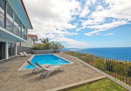 Villa in Ledo, Madeira