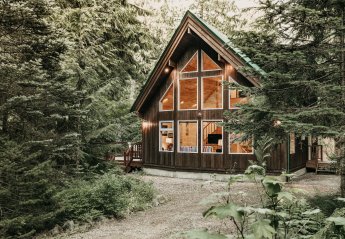 Cabin in USA, Washington