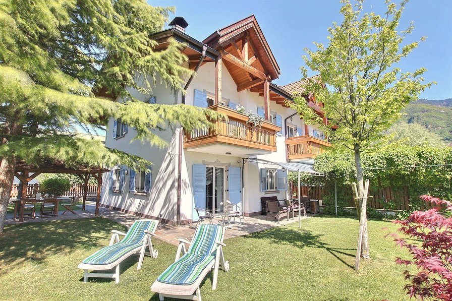 Villa to rent in Bolzano, Italy 185111