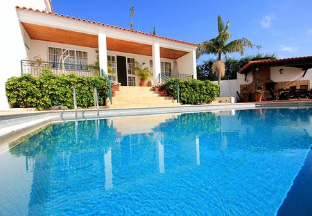 Villa in Garajau, Madeira