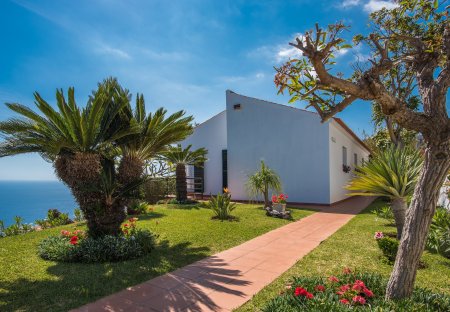 House in Garajau, Madeira