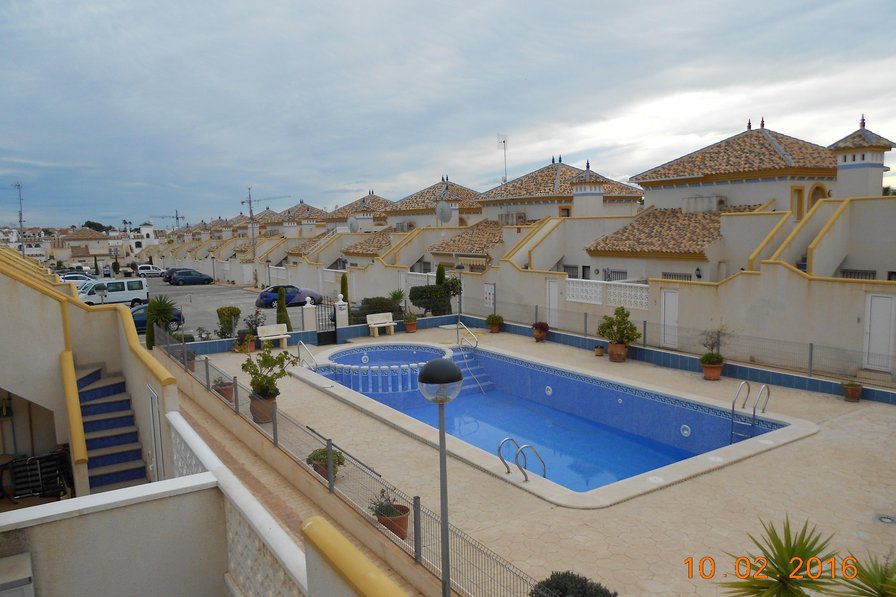 House to rent in Canal Norte, Spain with shared pool 187050