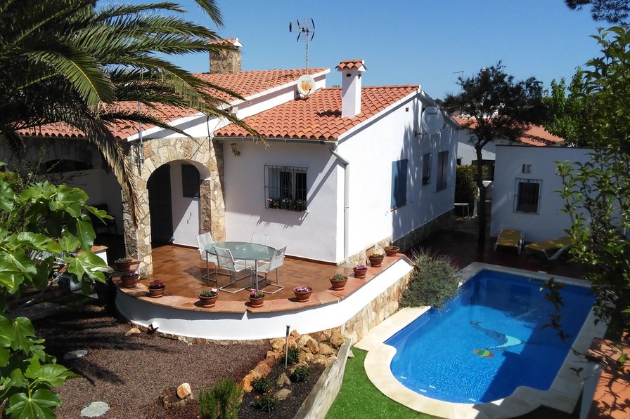 House to rent in L'Escala, Spain with private pool 188767