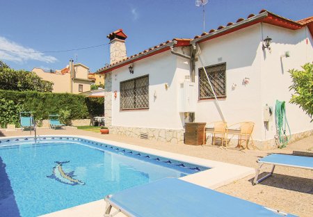 Villa in Tordera, Spain