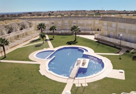 Apartment in La Cuerda y Lomas de Cabo Roig, Spain: