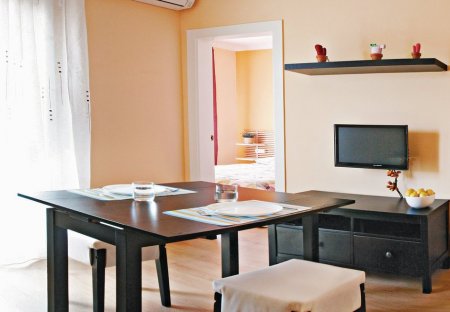 Apartment in La Vila De Gràcia, Spain
