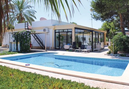 Villa in Crevillent, Spain