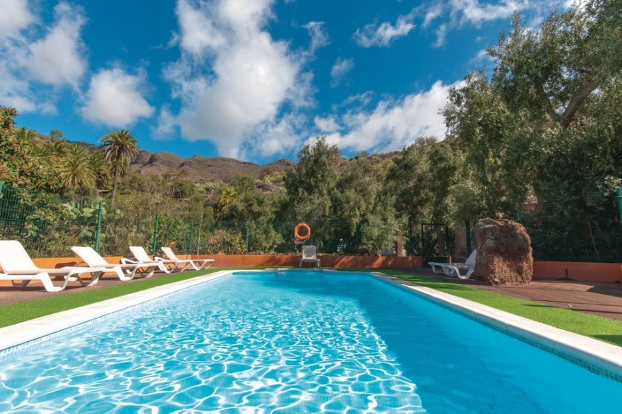 Villa to rent in Santa Lucía de Tirajana, Gran Canaria with shared pool