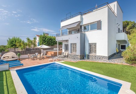 Villa in El Farell, Spain