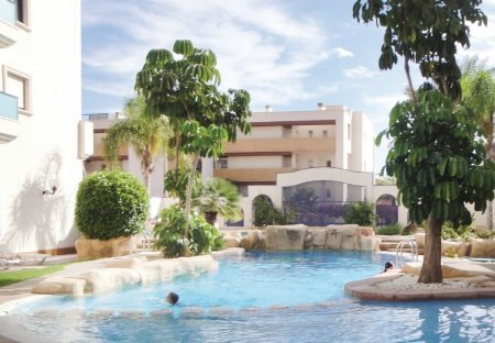 Apartment in Aguamarina, Spain: