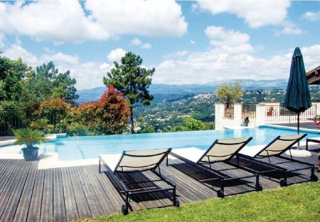 Villa in Montauroux, the South of France