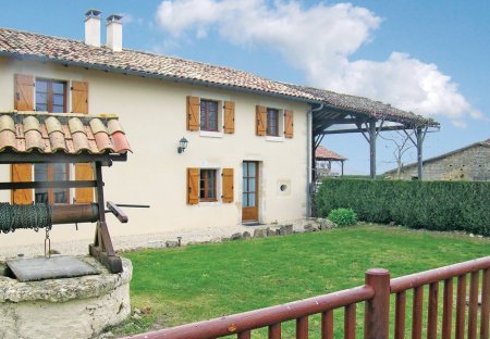 Villa in Clussais-la-Pommeraie, France
