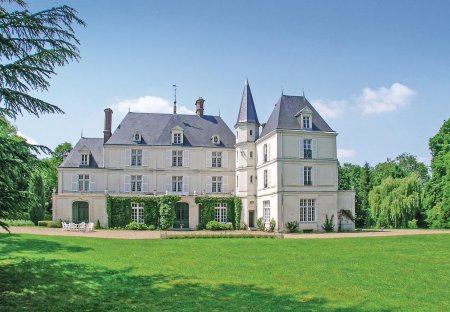 Villa in Allonne, France
