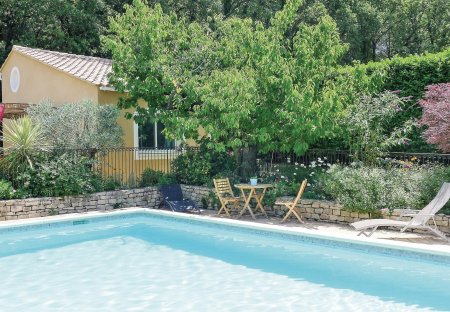 Villa in Eyragues, the South of France
