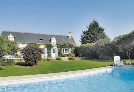 Villa in Beaumont-Louestault, France: