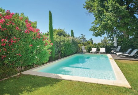 Villa in Les Ecarts, the South of France
