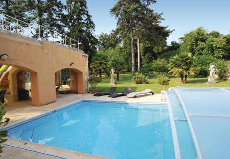 Villa in Burie, France