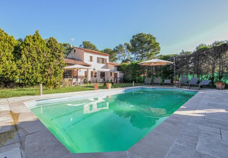 Villa in Les Colles-Camp Lauvas-Font de l'Orme, the South of France