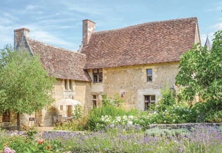 Villa in Cheillé, France
