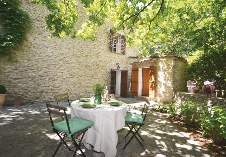 Villa in L'Isle-sur-la-Sorgue, the South of France