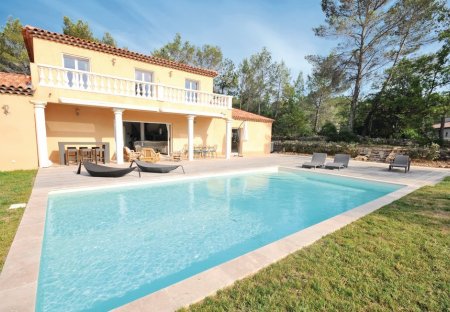 Villa in Fayence, the South of France