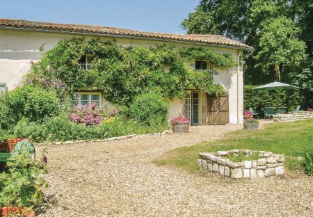 Villa in Lezay, France