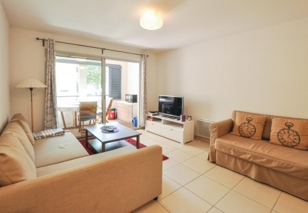 Studio Apartment in Gabelle-Courcettes-Les Clos, the South of France