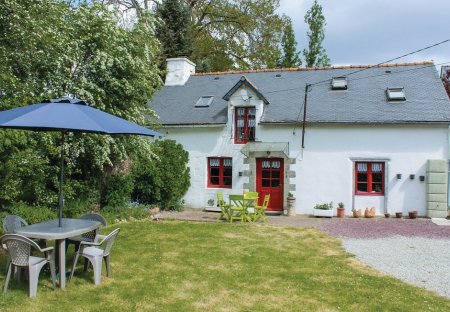 Villa in Noyal-Pontivy, France