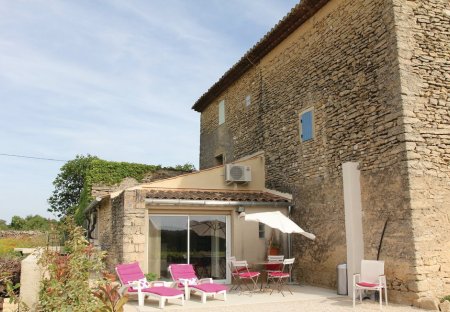 Villa in Cabrières-d'Avignon, the South of France