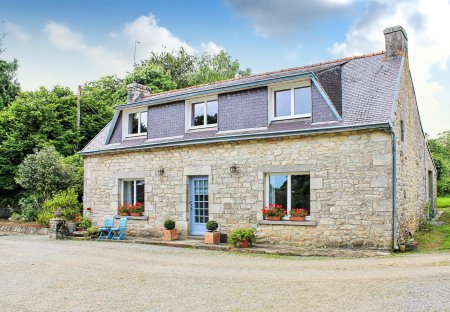 Villa in Gouesnach, France